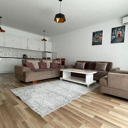 Entire Apartment - Near The Center Prishtine Bagian luar foto