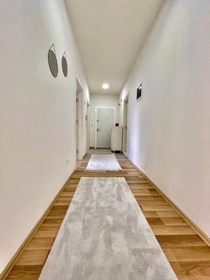Entire Apartment - Near The Center Prishtine Bagian luar foto